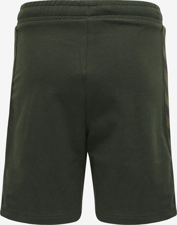 Regular Pantalon de sport Hummel en vert