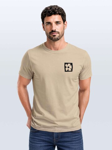 Neverless Shirt 'Blume Quadrat' in Beige: front