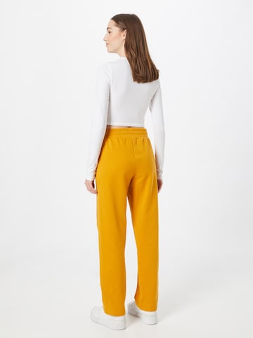 regular Pantaloni di GAP in giallo