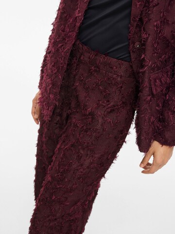regular Pantaloni 'VIWagne' di VILA in rosso