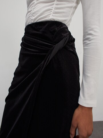 EDITED Skirt 'Beke' in Black