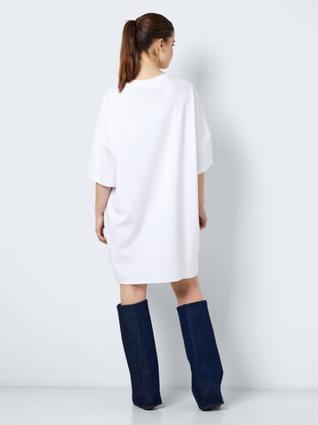 Noisy may - Vestido 'MOCCA' en blanco