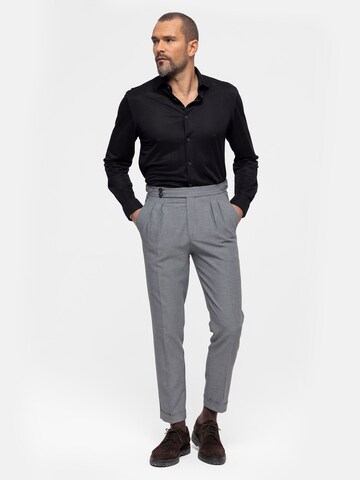 regular Pantaloni con pieghe di Dandalo in grigio