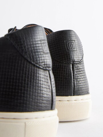 Sneaker bassa di Next in nero