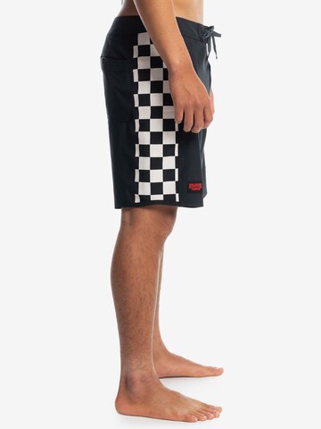 Pantaloncini da surf di QUIKSILVER in nero