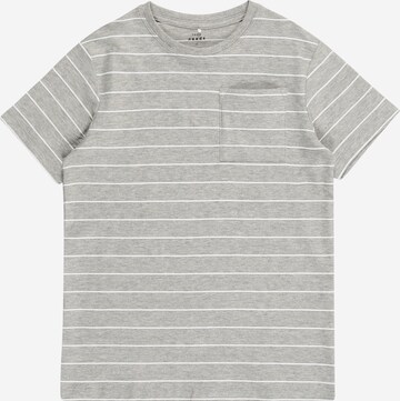 NAME IT T-shirt 'Ves' i grå: framsida