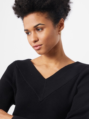 Pull-over 'Manja' OBJECT en noir