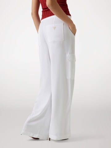 GUESS Wide leg Cargo Pants in White