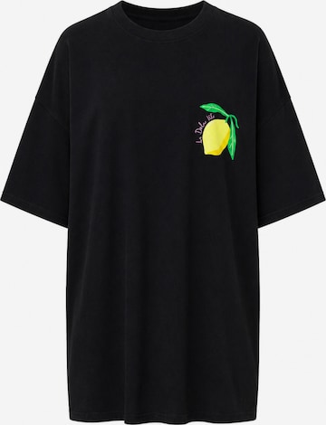 Worldclassca Oversized Shirt 'Limon Cello' in Black: front