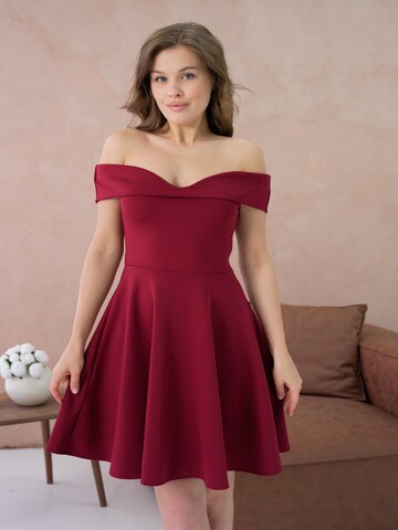 WOMAN VISION Šaty – červená