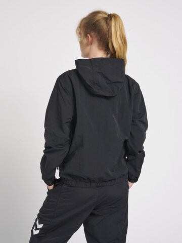 Hummel Sportjacke in Schwarz