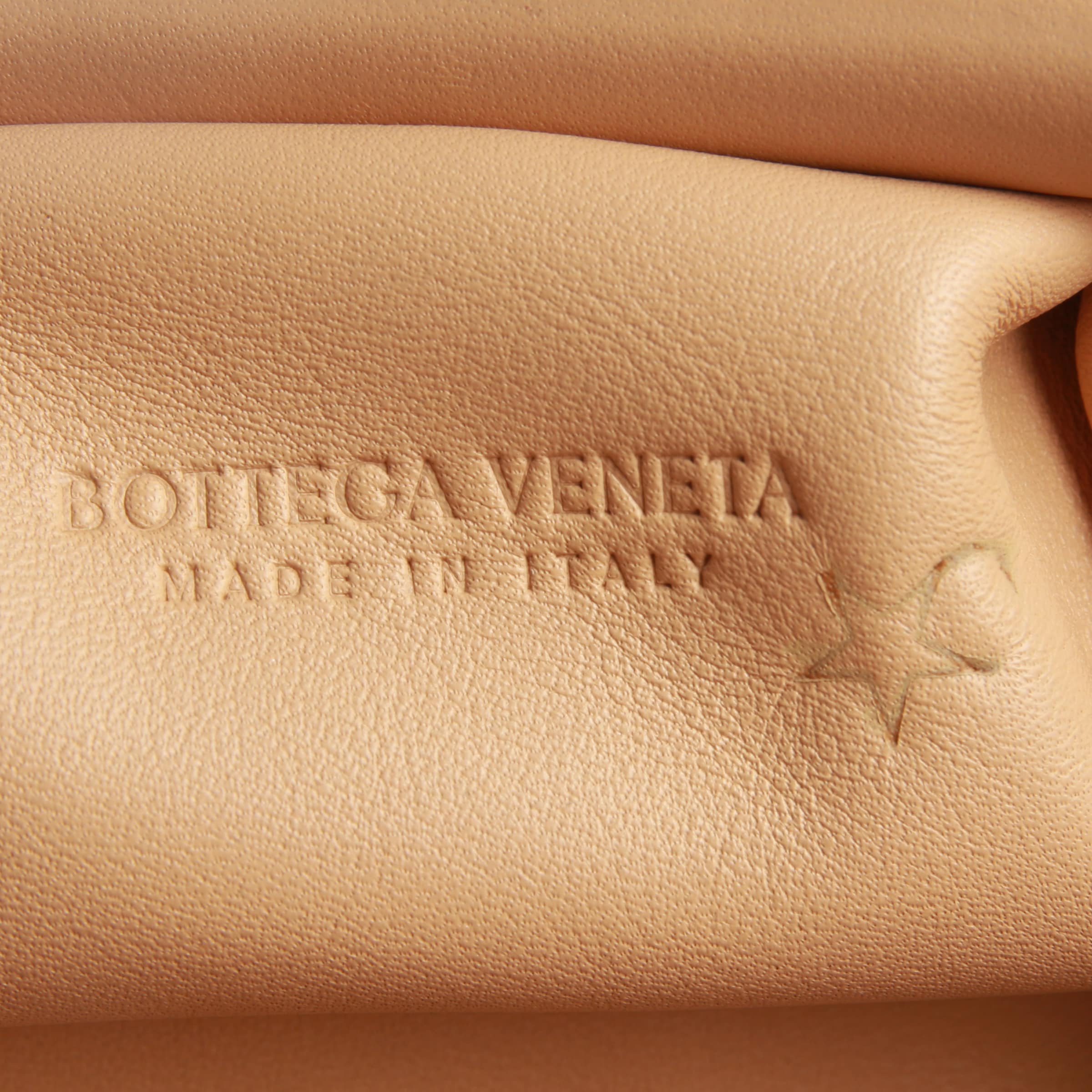 Bottega Veneta Abendtasche One Size in Braun