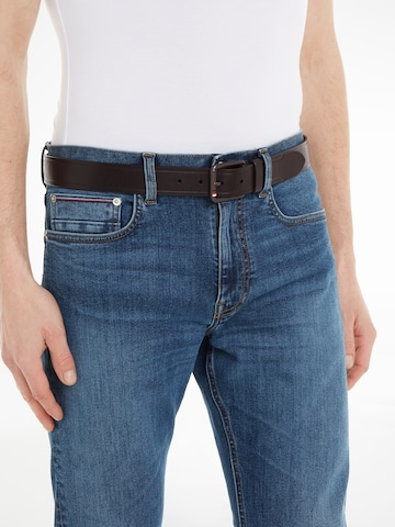 Ceinture TOMMY HILFIGER en marron : devant