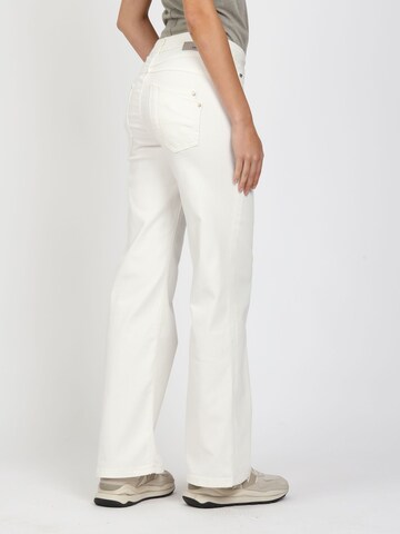 Regular Jean '94AMELIE WIDE' Gang en blanc