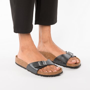 pelēks BIRKENSTOCK Ādas čības 'Madrid'