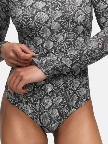 Body 'Crew Neck Longsleeve Bodysuit' cfab (formerly creamy fabrics) en gris