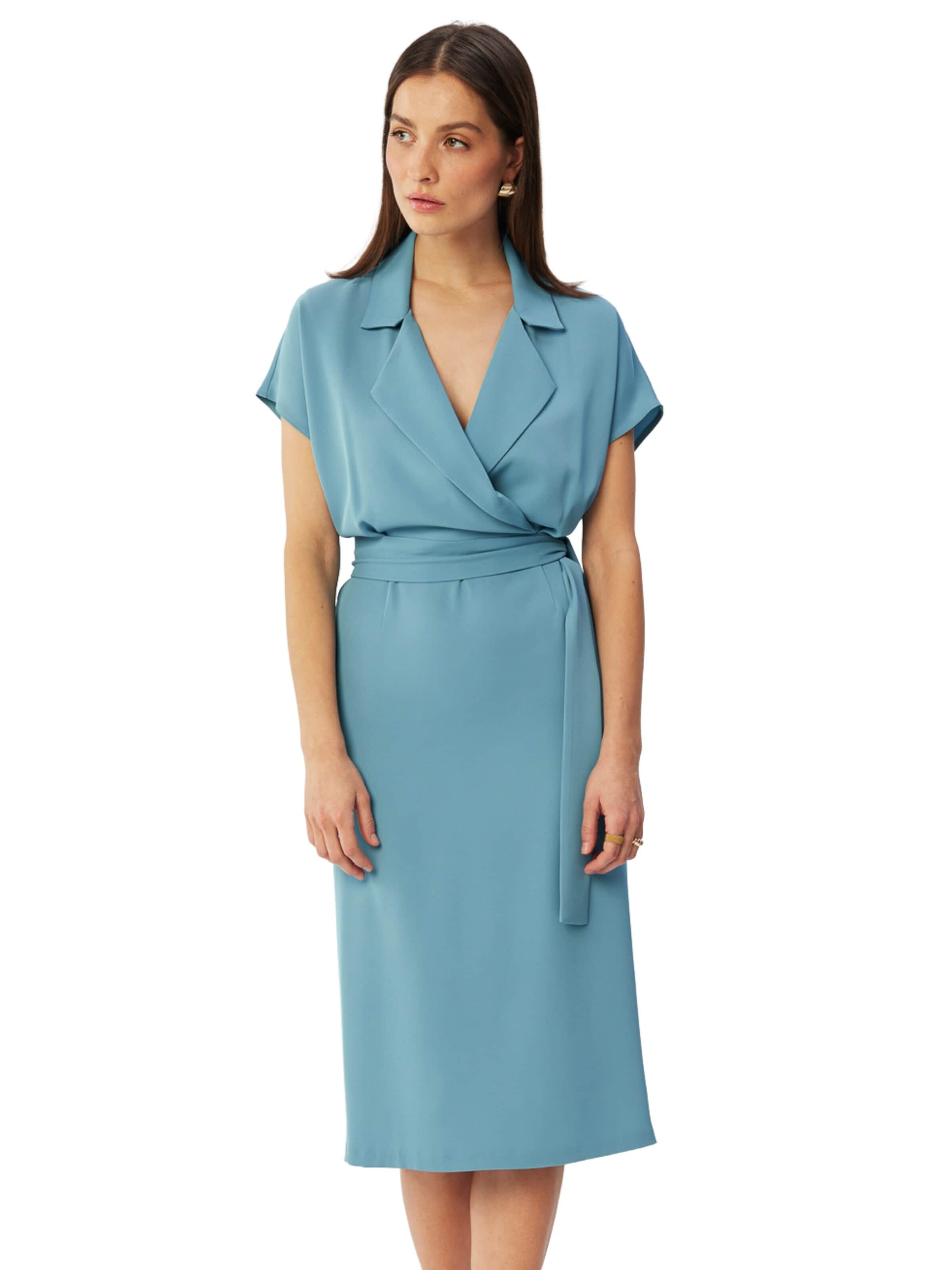 Stylove Dress in Blue: front