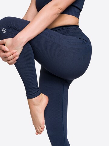 Skinny Pantalon de sport 'Riley' OCEANSAPART en bleu