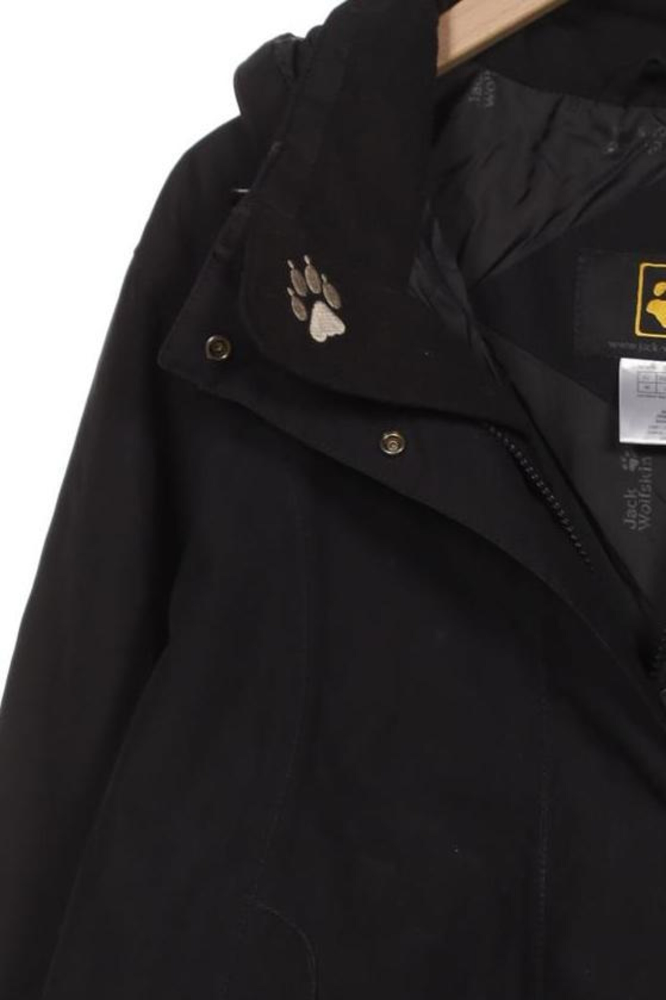 JACK WOLFSKIN Jacket & Coat in L in Black