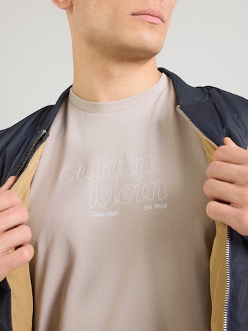 Calvin Klein Jeans Tričko – šedá