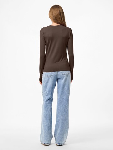 PIECES Shirt 'PCFylla' in Bruin
