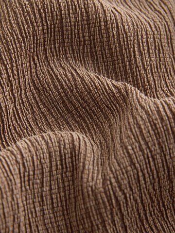 Next Топ в Коричневый