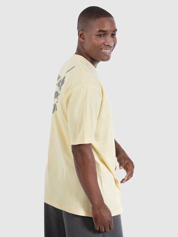 T-Shirt fonctionnel 'Malin' Smilodox en jaune