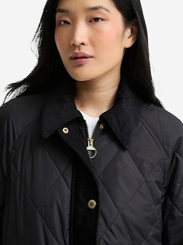 Giacca invernale 'KILNWICK QUILTED JACKET 262MLQU1933' di Barbour in nero