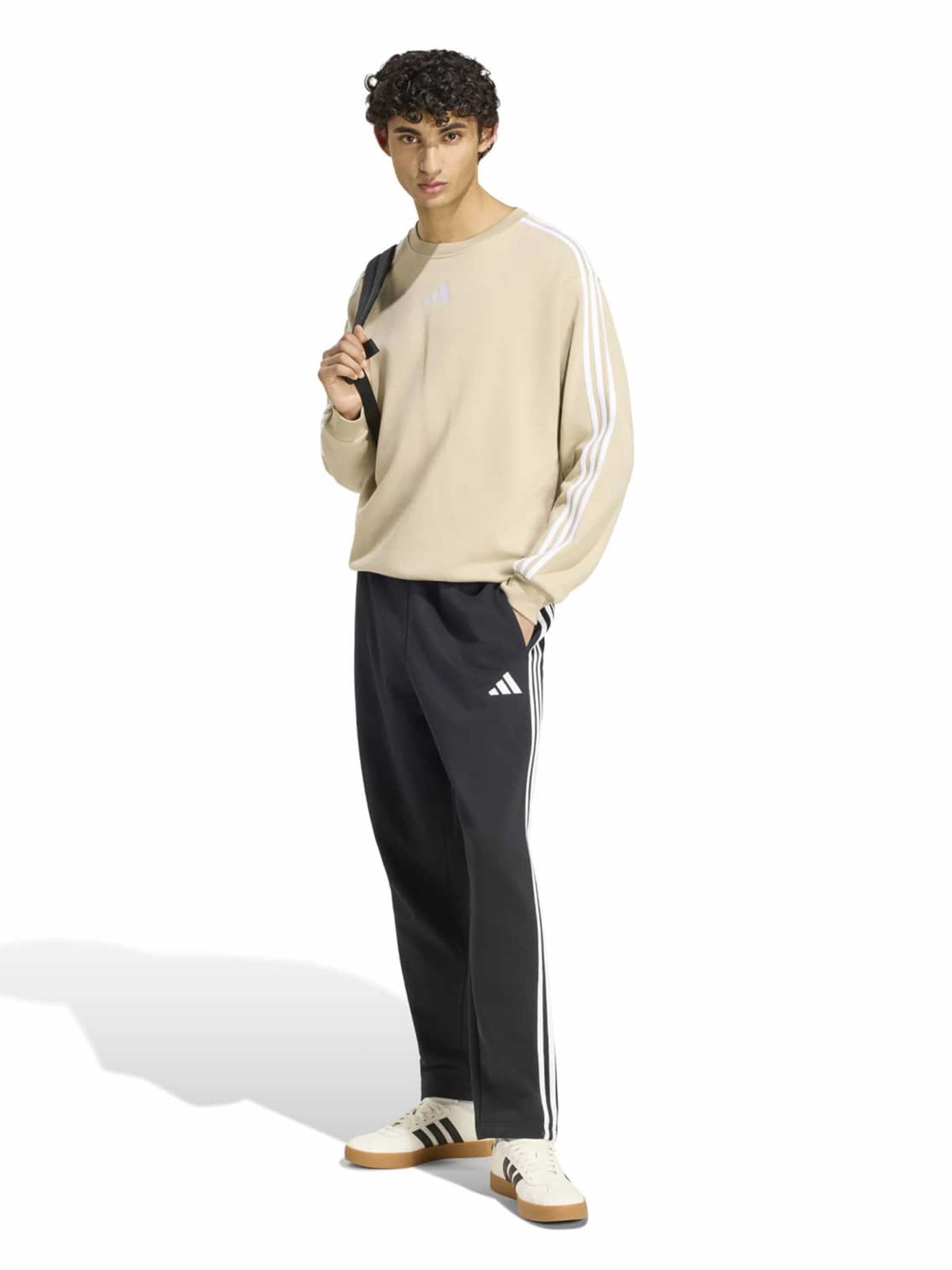 ADIDAS SPORTSWEAR Regular Спортен панталон 'Essentials 3-Stripes Fleece Tapered Open Hem' в черно