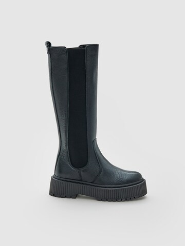 EDITED Boot 'Timna' in Black: front