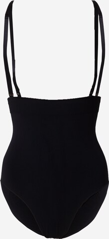 Slip scultant Hunkemöller en noir : devant