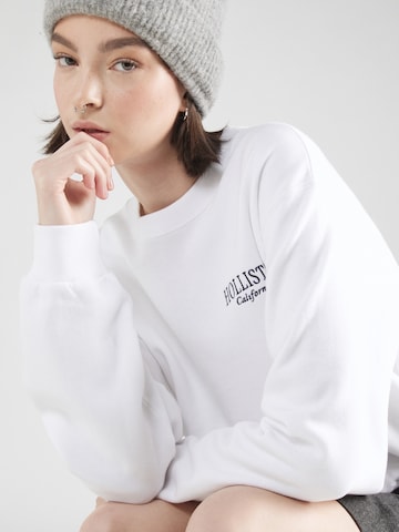 Sweat-shirt HOLLISTER en blanc