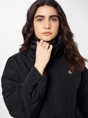 Manteau d’hiver Calvin Klein Jeans en noir