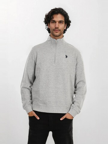U.S. POLO ASSN. Sweatshirt in Grau: Vorderseite