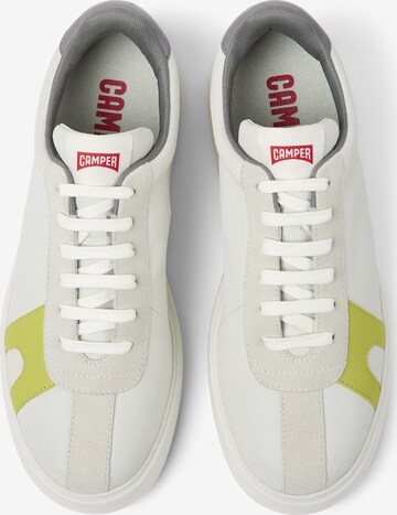 Sneaker bassa di CAMPER in bianco