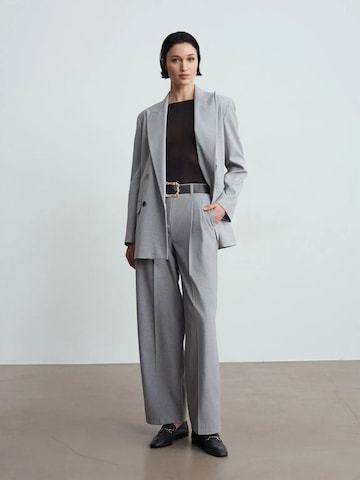 Blazer di Dilvin in grigio