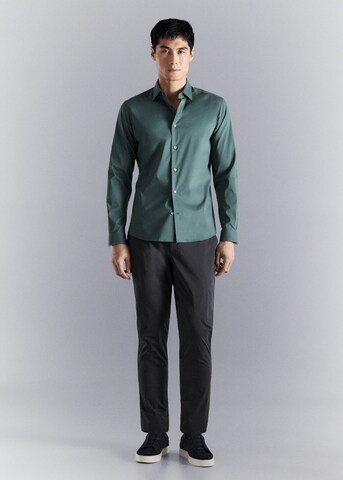 MANGO MAN Regular fit Button Up Shirt 'Palmar' in Green