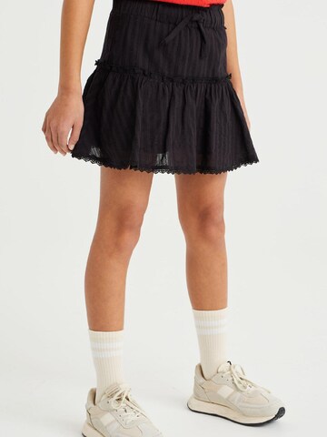 WE Fashion Skirt in Black: front