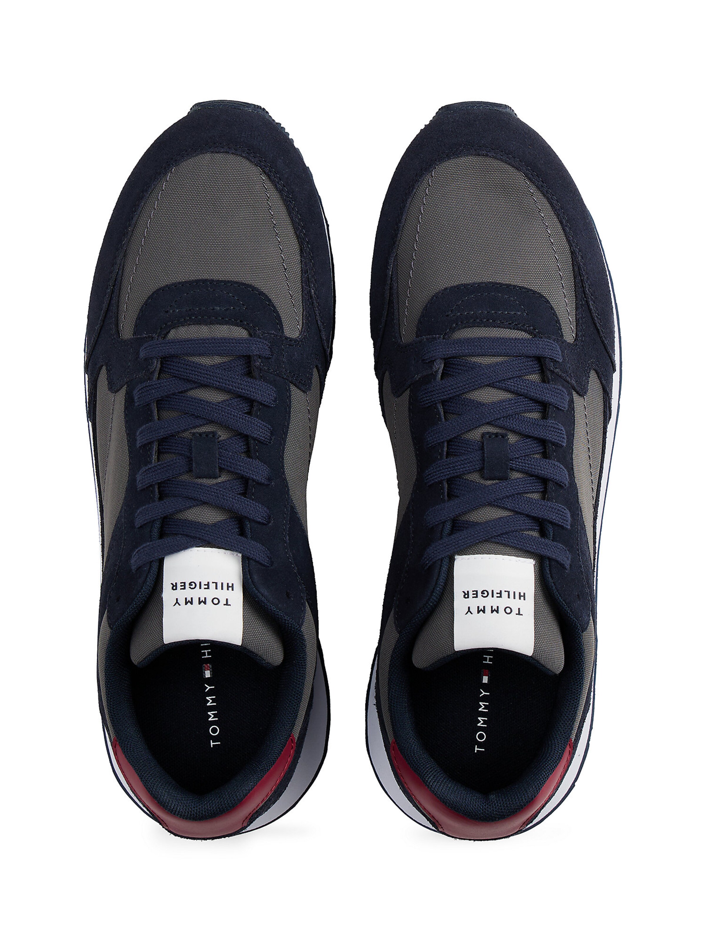 TOMMY HILFIGER Sneaker in Blau