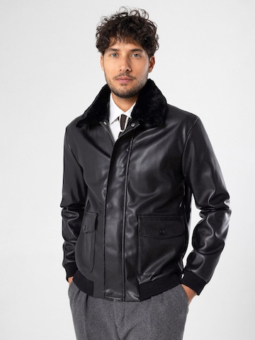 Antioch Between-season jacket in Black