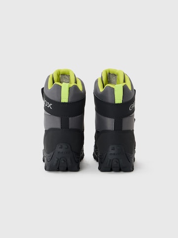 GEOX - Bota de neve 'HIMALAYA' em cinzento