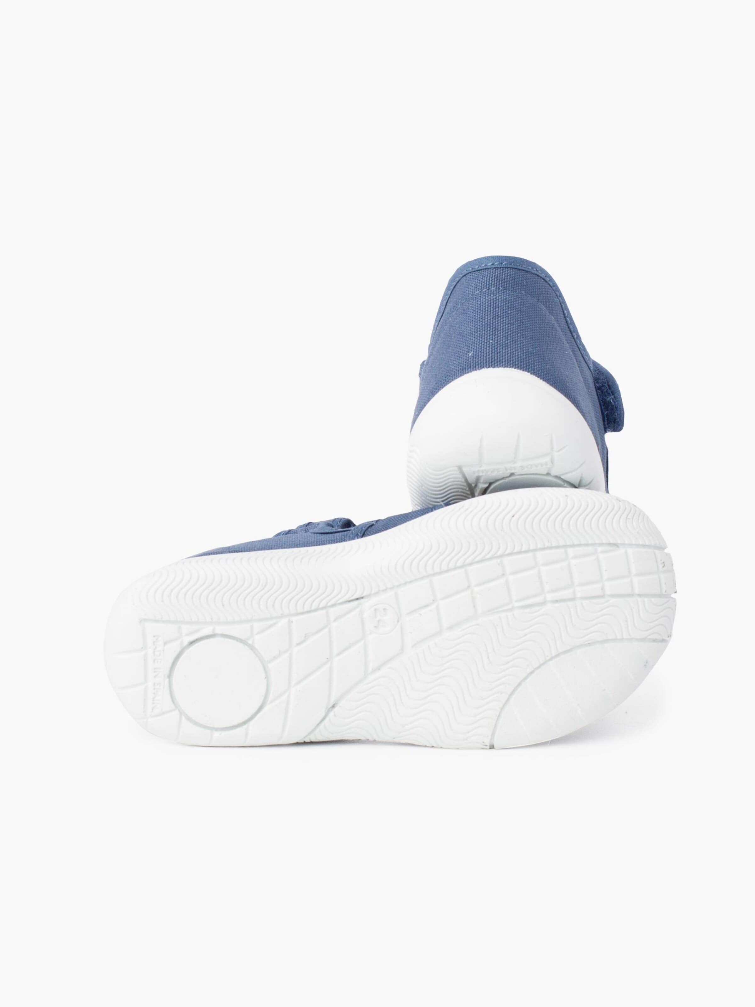 Pisamonas First-Step Shoes in Blue