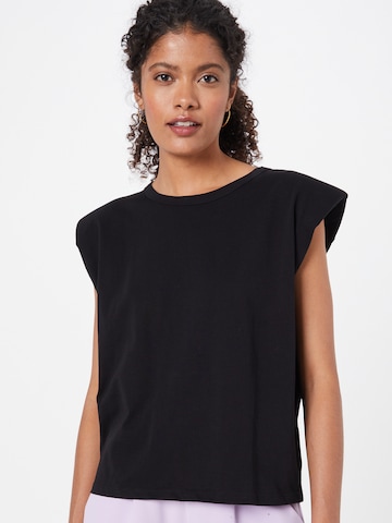 Top 'Fran' de la Gina Tricot pe negru: față