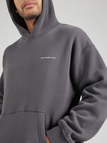 Sweat-shirt Abercrombie & Fitch en gris