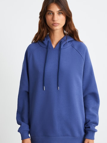 Grimelange Суичър в синьо