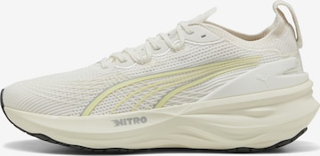 Chaussure de course 'ForeverRun NITRO™ 2' PUMA en blanc : devant