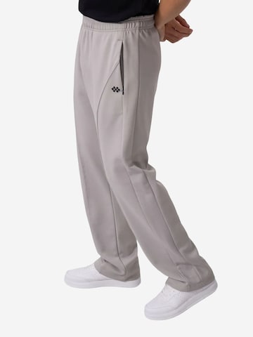 Tommy Life Trousers in Grey