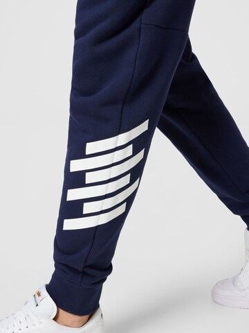 Tapered Pantaloni sport 'Train Core' de la Superdry pe albastru