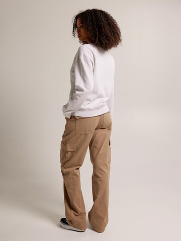 Sweat-shirt America Today en gris