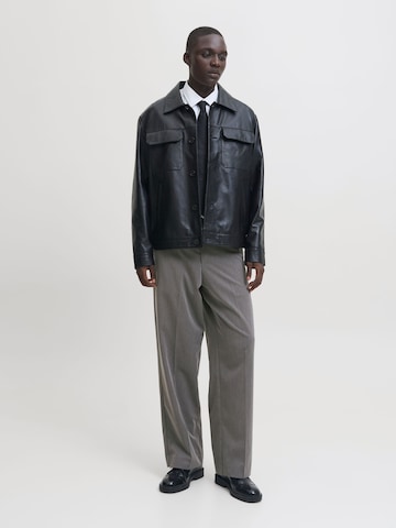 JACK & JONES Wide leg Trousers with creases in Grey